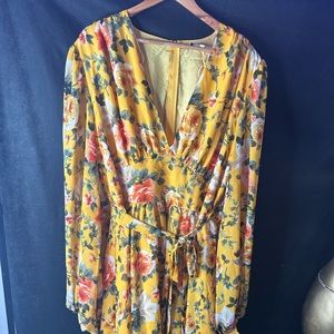 Zelda Dress (Yellow Garden Print)
3XL